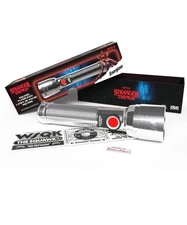 🔴 Netflix Stranger Things Energizer Squawk Retro LED 🔦Flashlight / Collectible