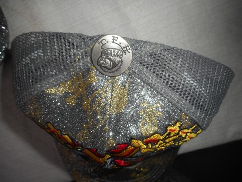 Ed Hardy Gray Embroidered Trucker Snapback Tiger Fork Tongue Crown Skulls - Imagen 11 de 11