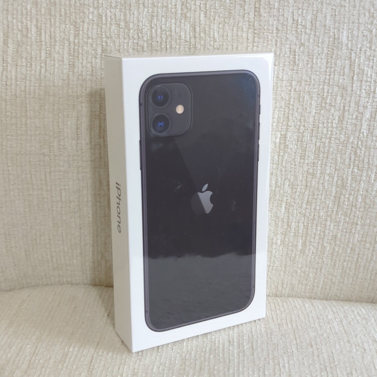 Apple iPhone 11 64GB Space Gray Black Straight Talk Total Apple iPhone 11 64GB Space Gray Black Straight Talk Total