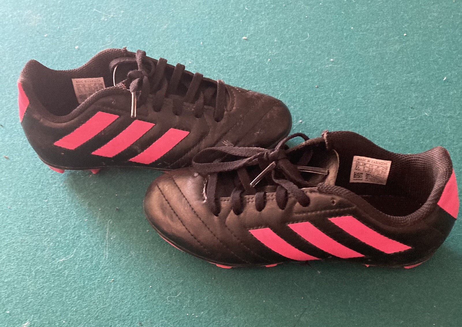 adidas-kids-soccer-cleats-size-1-5-black-pink-sgc-753002-in-great