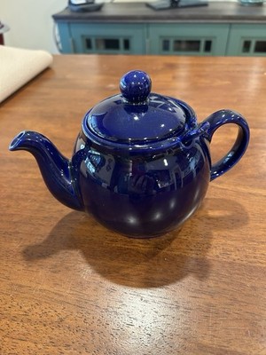Wonderful Combo Tea Infuser And Tea Pot  TEA FOR TWO !!