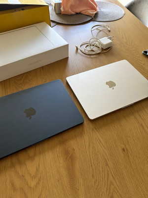 Apple MacBook Air M2 (2022) 13  Starlight 8GB/256GB -Wie Neu- 100% + Zubehör