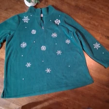 Cracker factory zip up, fleece the snowflakes all over Christmas Haliday