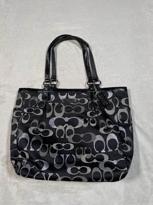 Coach Signature Jacquard Patent Trim Shoulder Tote H1261-F19675