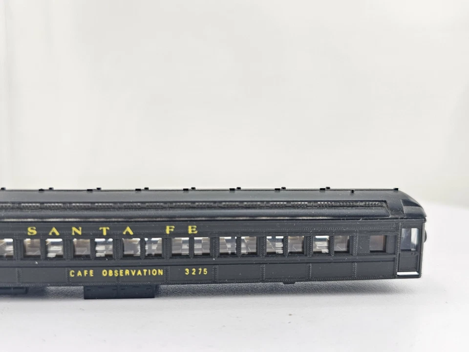*READ* Lima? N Scale Santa Fe Cafe Observation Passenger Car 3275 Model Train - Image 2 of 4