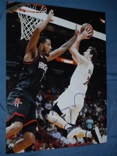 MIAMI HEAT GORAN DRAGIC SIGNED DRIVING LANE 11X14