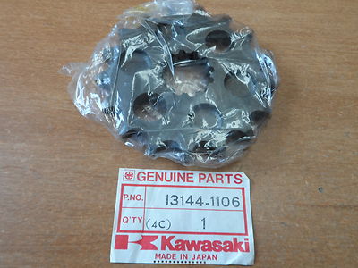 OEM NOS Kawasaki Output Sprocket 17T 184-1986 ZX900-A Ninja 900