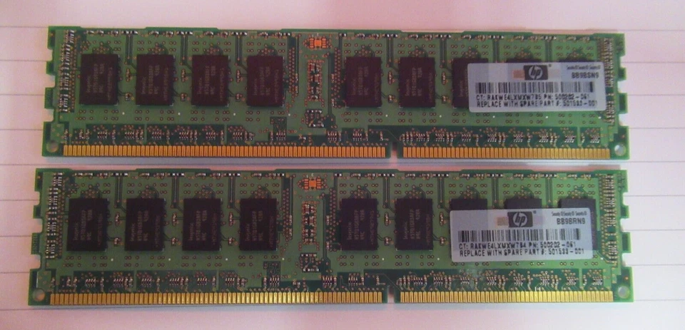 Hynix HMT125R7AFP8C-H9 500202-061 4GB 2x2GB PC310600 DDR3-1333MHz ECC CL9 Memory - Image 2 of 4