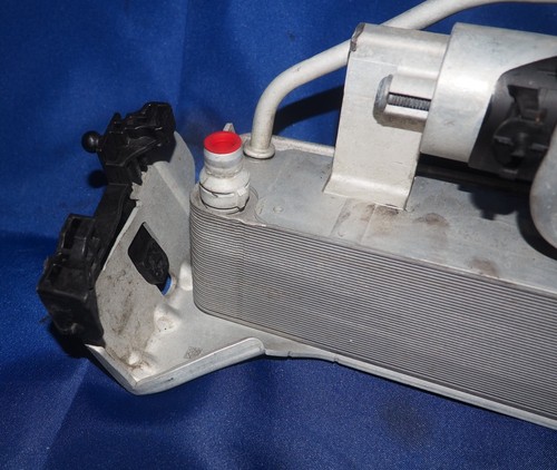 2016-2020 BMW F22 F23 F30 F31 F32 F33 F36 2.0L 3.0L AC Condenser Assembly - Picture 5 of 12