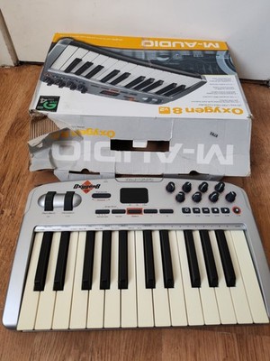 M-Audio Oxygen 8 V2 Midi Keyboard Controller 25 Tasten