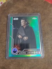 Leia Organa 2023 Topps Chrome Star Wars Green Refractor 14/99