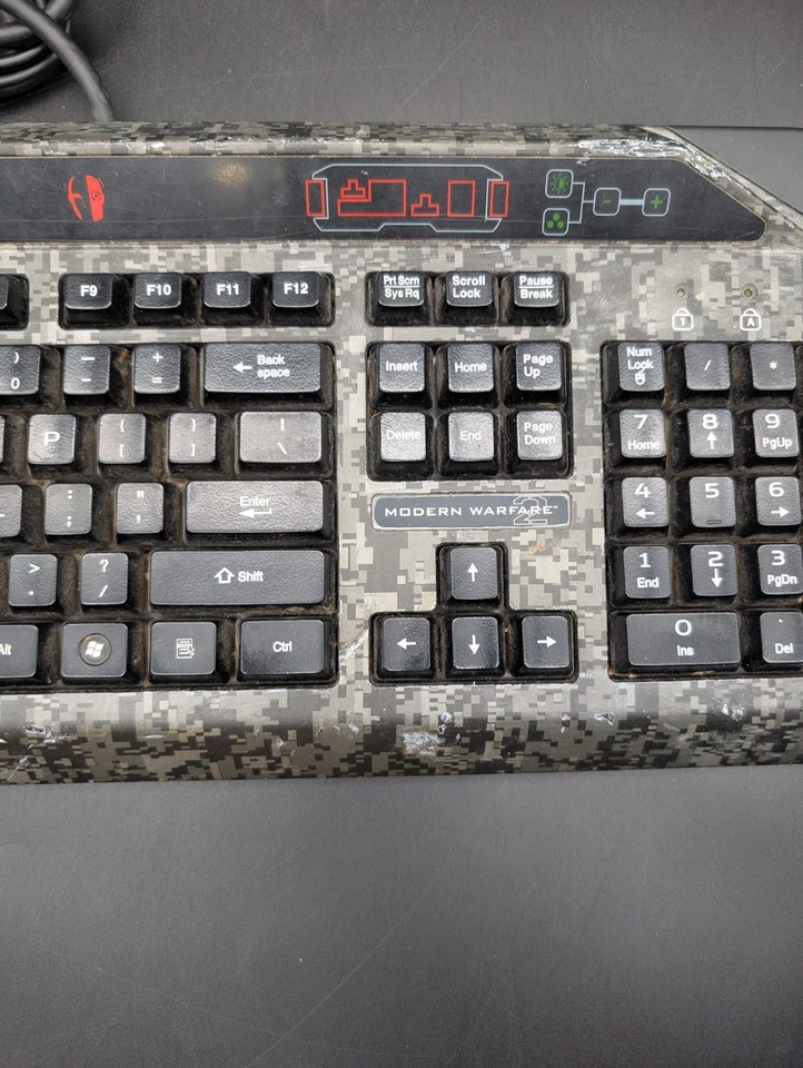 Call of Duty Modern Warfare 2 Mad Catz Elite Keyboard KU-0728 RARE Digital Camo - Image 3 of 4