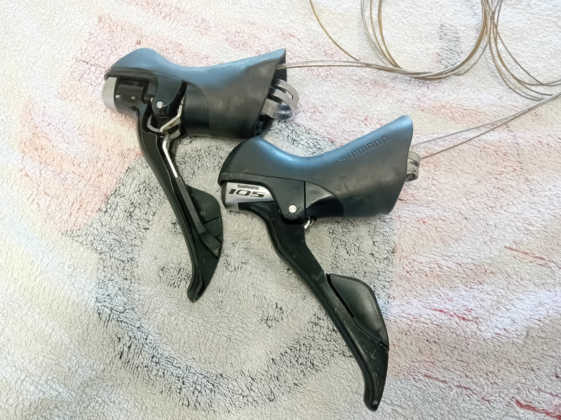 Shimano 105 11 Speed Shifters, ST-5800, Double, Rim Brake