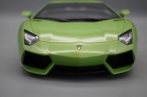 1/12 Kyosho KSR08661GR Lamborghini Aventador LP 700-4 VERDE CHIARO - DK552 - Foto 3 di 11