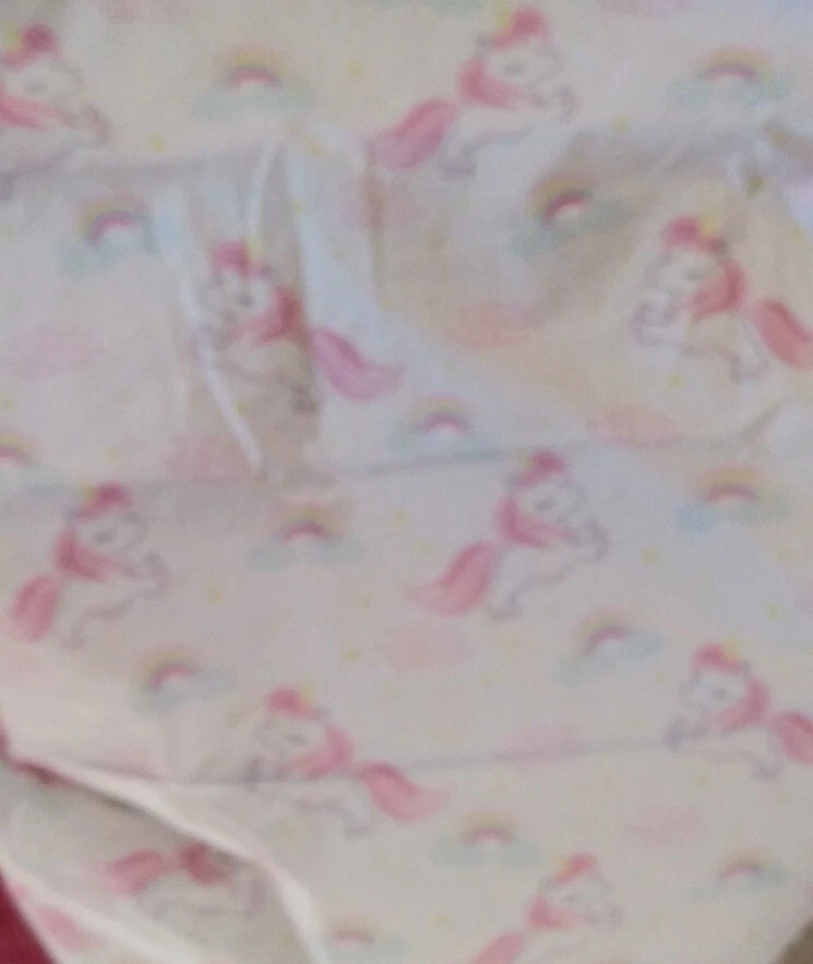 Polyester crib sheets top