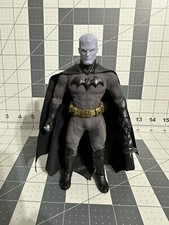 3D Printed - 1 12 Omega Bruce Batman Headsculpt Mezco Sovereign Knight Scale