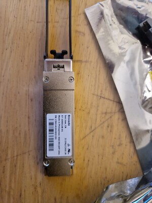 BROCADE 57-1000128-01 40GBE QSFP+ , (RUCKUS,Extreme Networks) 40G-QSFP-SR4