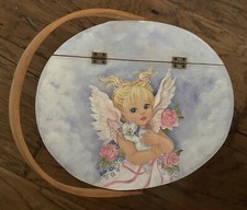 Fantastyczna dziewczyna Anioł Trzymający Kosz dla kota Tkany zawias z drewnianą pokrywką Uchwyt