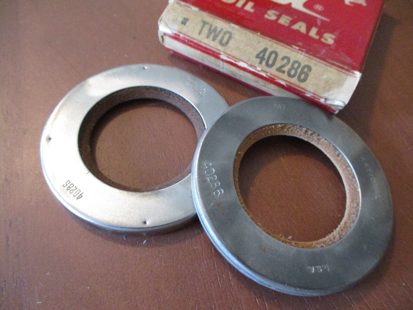 191937 38 39 40 41 42 + BUICK + Rear Wheel Inner Seals + NOS