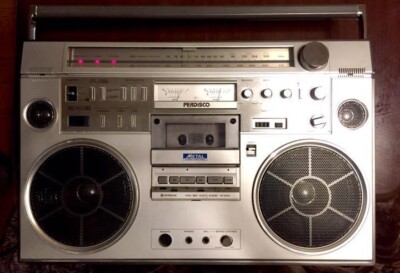 HITACHI パディスコ TRK-8600RM HITACHI TRK 8600RM PERDiSCO Cassette Recorder Boom Box