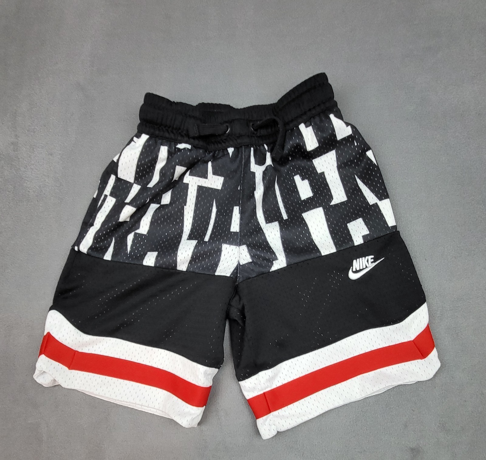 Nike Dri-FIT Icon Basketball Shorts Boys Medium Red Black White Polyester Draw