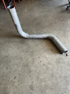 4ME31881P1 Mack Exhaust Pipe