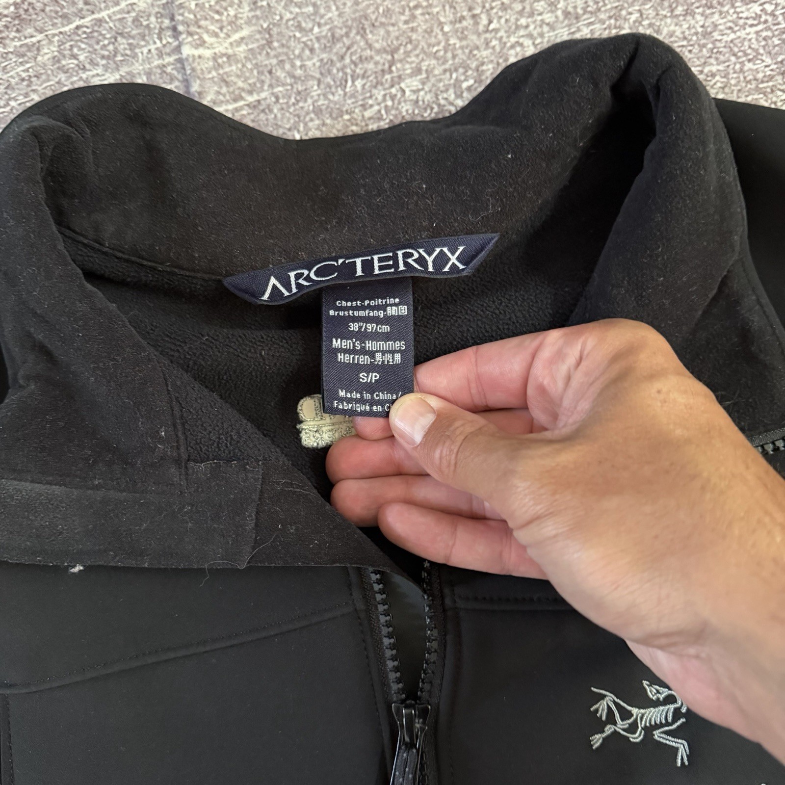 Men's Vintage Y2K Arc'teryx Gamma SV Black Full Zip U… - Gem
