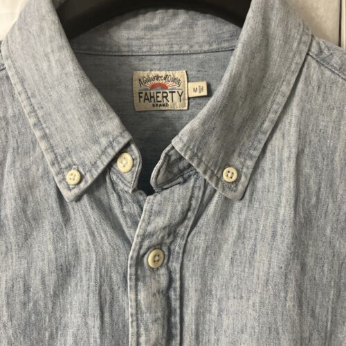 Faherty Men’s Size M Blue Tried & True Chambray Button Up Shirt Pocket - Picture 3 of 4