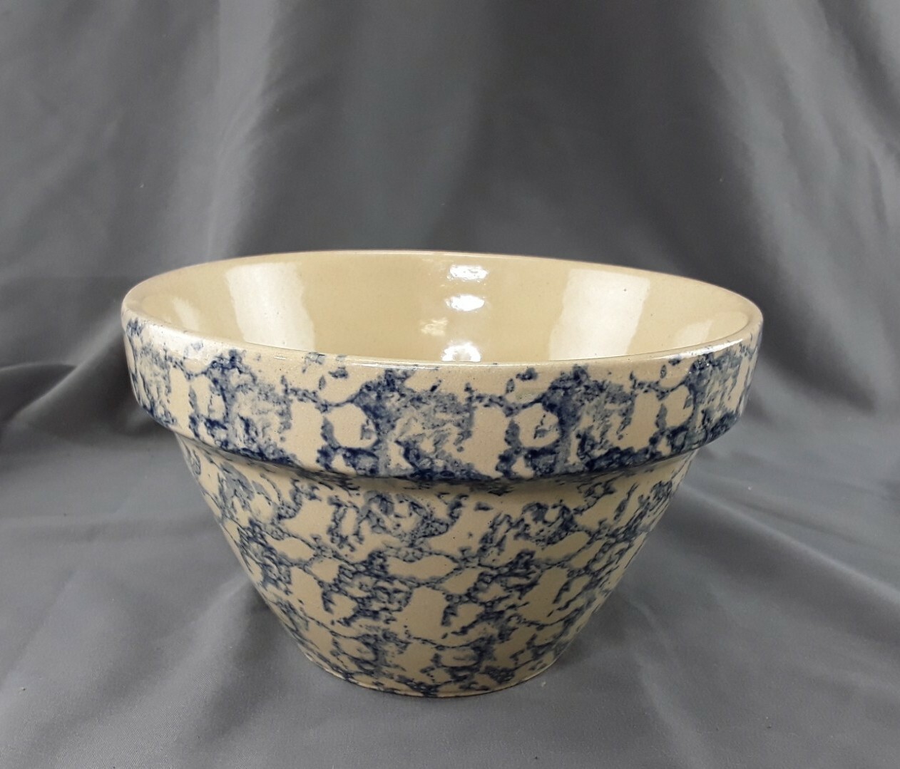 RRP Roseville Ohio Pottery Blue Spongeware 8” Vintage Mixing Bowl eBay