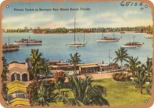 SIGNO DE METAL - Postal de Florida - Yates privados en Biscayne Bay, Miami Beach, Florida