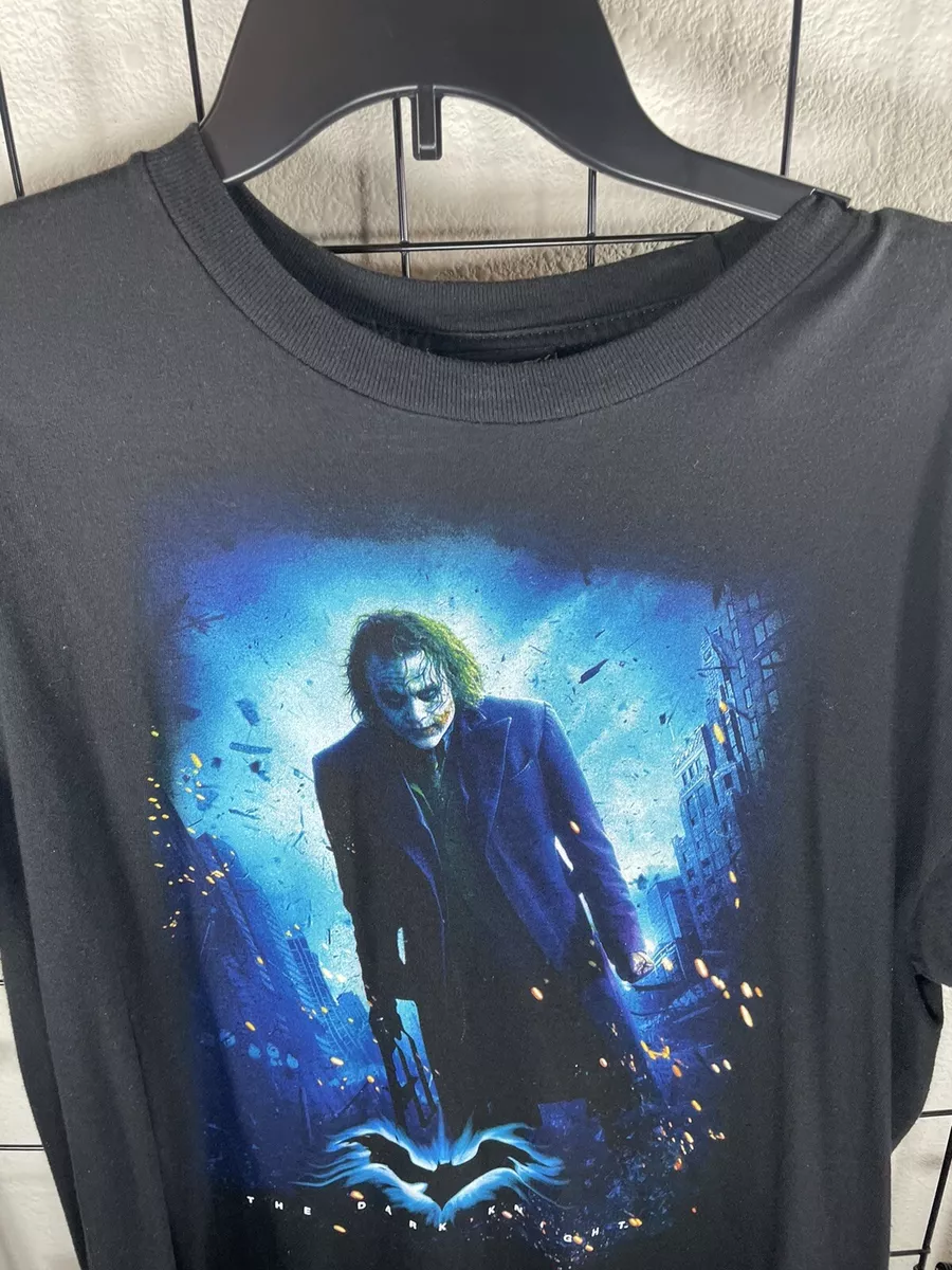 Vintage The Dark Knight Joker L T-Shirt Movie Promo Graphic Heath