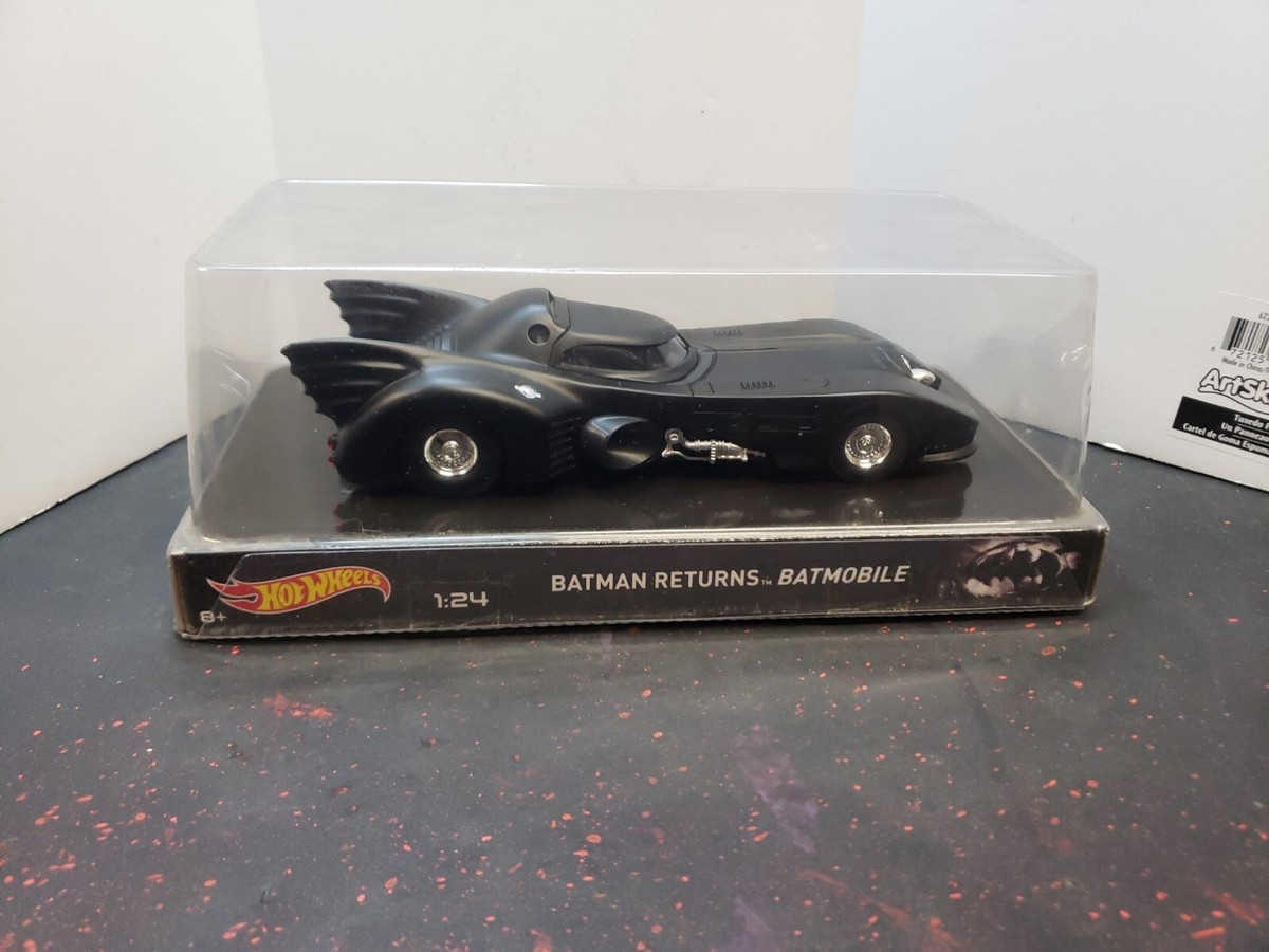 2014 HOT WHEELS BATMAN RETURNS BATMOBILE BLACK 1:24 DC COMICS FACTORY  SEALED!