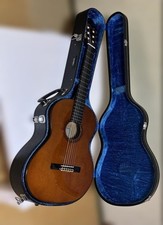 Yamaha CS-150CA Chitarra classica marrone con custodia blu
