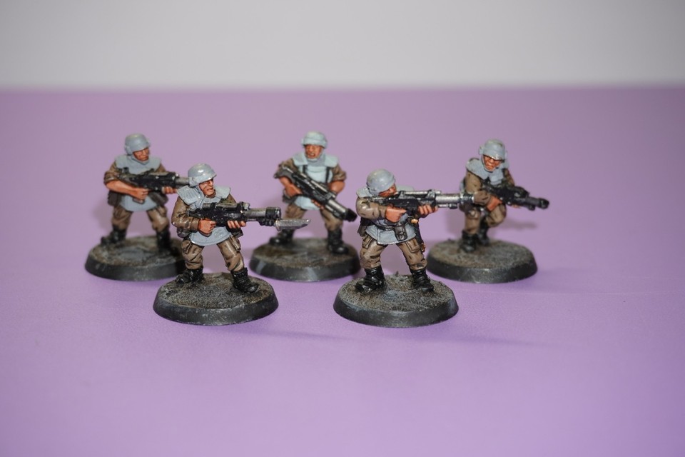 Warhammer 40k Cadian Medic and Standard NIB 47-65D Astra Militarum GW 2002 Metal