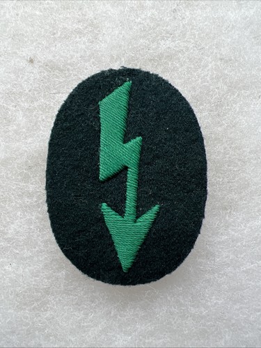 WW2 German Army Panzer Grenadier Signal Blitz Sleeve Patch (GG241
