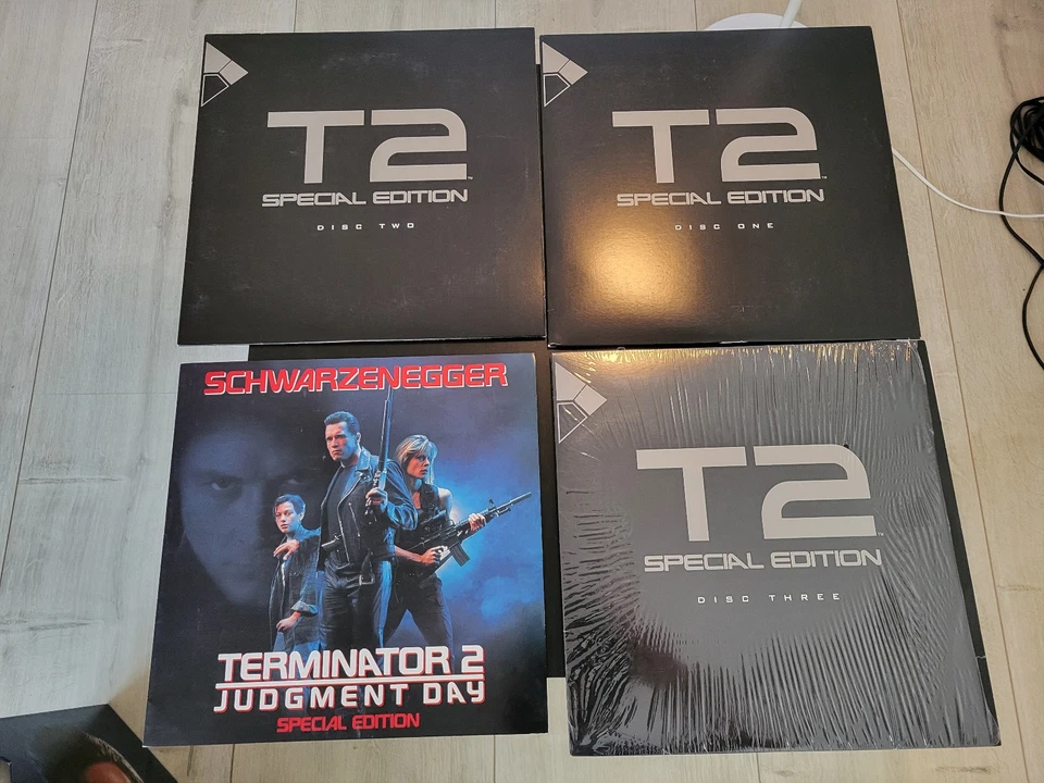 Terminator 2 Special Edition T2 Laser Disc Judgment Day Englisch Schwarzenegger - Bild 2 von 2