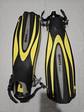 Pinne da sub Mares Excel+Regular gialle e nere, lunghezza 65cm, per calzari