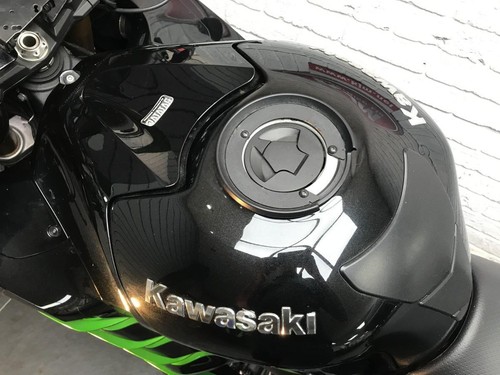 KAWASAKI ZZR1400 PERFORMANCE SPORT, 2015/15, JUST 15,278 MILES - Picture 9 of 15