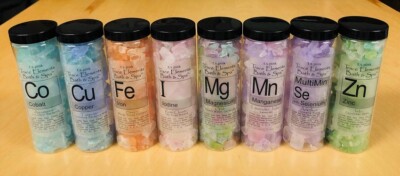 T.S. PINK Trace Elements Bath & Spa Salt Crystals Lgr. 40 oz. Potpourri Sea Gems