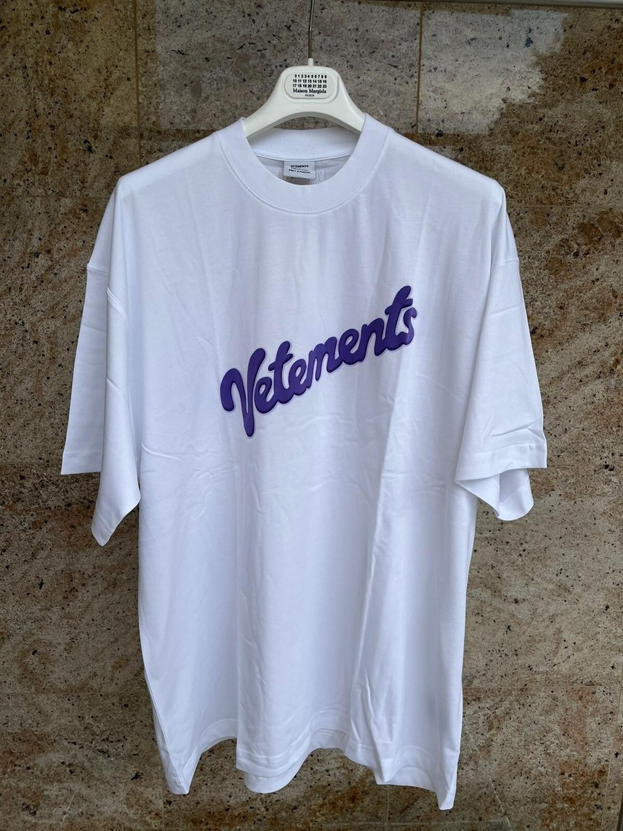 Vetements , Sweet Logo T-Shirt SS in White BNWT M | eBay Vetements , Sweet Logo T-Shirt SS in White BNWT M | eBay