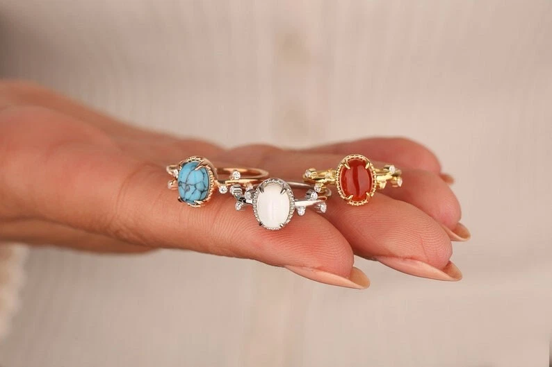 Anillo de piedra de varios colores disponible para niñas y mujeres todas las funciones Foto 3 de 4