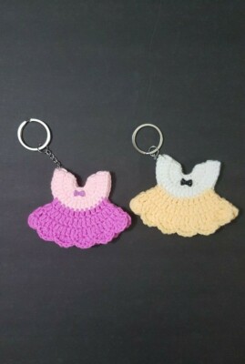 crochet mini dress keychain Tiny Crochet Dress Keychain in Just 20 Minutes! 