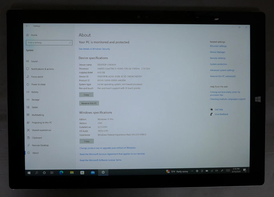 Microsoft Surface Pro 3, 4GB, 128GB, 12", Silver- Screen flickers sometimes - Image 2 of 4