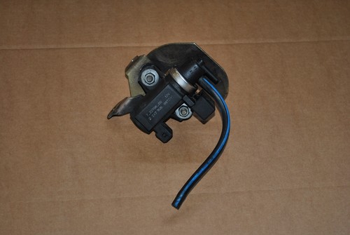 BMW 320d 520d E46 E39 E38 X5 Magnetventil Druckwandler Turbolader Halter 2247906