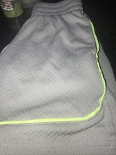   Old Navy Active  boys Size 5 Shorts