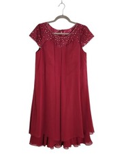 Azazie Wine Burgundy Tess Mother of the Bride Dress Size A10 Medium