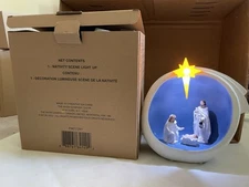 NEW in Box Avon Nativity Scene Light-Up Decorative Christmas Piece