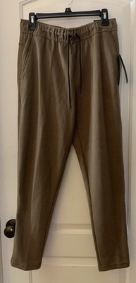 NWT Layer 8  Men's Stretch Knit Athletic Quick dry  Pant Brown Cub Medium