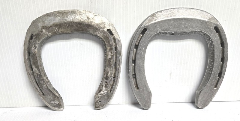 NATURAL BALANCE NBS 2 TRT ALUMINUM FLAT #2 HORSE SHOES - ONE HAS BEEN WORN