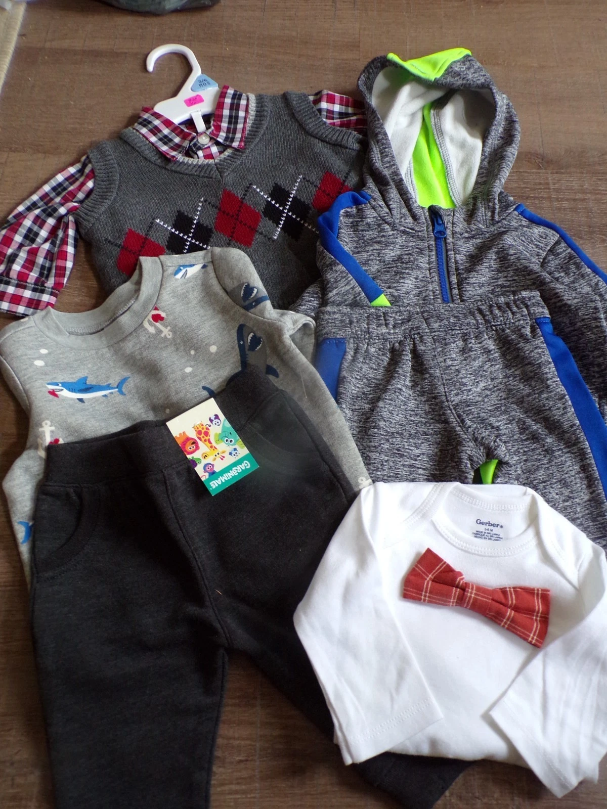 Infant Boys 3-6 Months Amazing Mixed Lot of Fall/Winter Clothes-New with Tags
